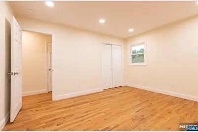 375 Broad Street 2 #2, Allendale, NJ 07072 - Photo 17