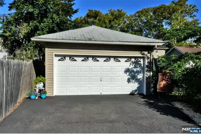 85 Buena Vista Avenue, Hawthorne, NJ 07506 - Photo 33