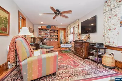 85 Buena Vista Avenue, Hawthorne, NJ 07506 - Photo 15