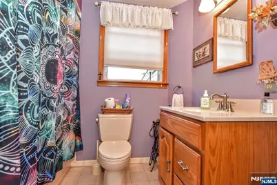 85 Buena Vista Avenue, Hawthorne, NJ 07506 - Photo 17