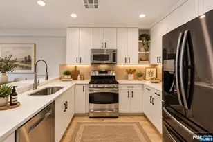 48 Park Street 517, Montclair, NJ 07042 - Photo 17