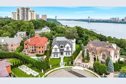 4 Crescent Court, Fort Lee, NJ 07024 - Photo 3