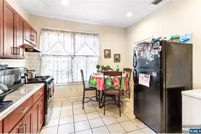 270 Goldsmith Avenue, Newark, NJ 07112 - Photo 19