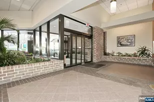 770 Anderson Ave 18K, Cliffside Park, NJ 07010 - Photo 3