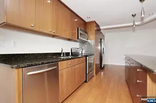 770 Anderson Ave 18K, Cliffside Park, NJ 07010 - Photo 17