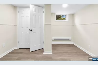 209 Michigan Avenue, Kenilworth, NJ 07033 - Photo 25