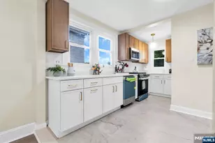 209 Michigan Ave, Kenilworth, NJ 07033 - Photo 9