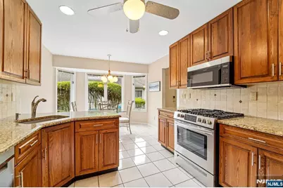 125 Lakeview Drive 125 #125, Old Tappan, NJ 07675 - Photo 13