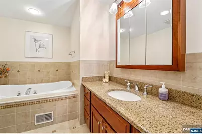 125 Lakeview Drive 125 #125, Old Tappan, NJ 07675 - Photo 17