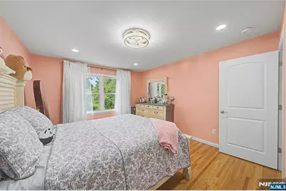 631 Oak Avenue, Saddle Brook Township, NJ 07663 - Photo 31
