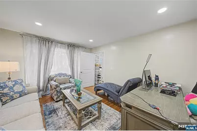631 Oak Avenue, Saddle Brook Township, NJ 07663 - Photo 7