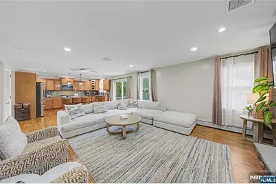 631 Oak Avenue, Saddle Brook Township, NJ 07663 - Photo 13