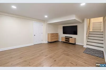 35 Bender Drive, Clifton, NJ 07013 - Photo 19