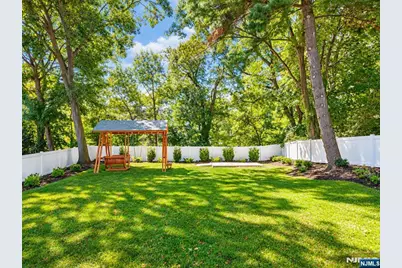35 Bender Drive, Clifton, NJ 07013 - Photo 33
