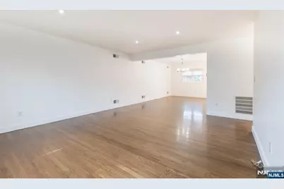 75 Mount Prospect Avenue 1 #1, Clifton, NJ 07013 - Photo 5