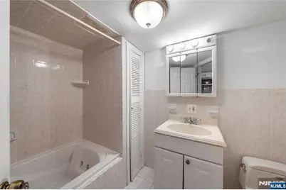 352 Forest Street, Kearny, NJ 07032 - Photo 23