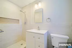 2460 1st Street 1, Fort Lee, NJ 07024 - Photo 23