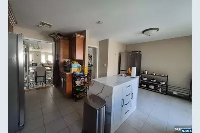 15 E Ruby Avenue B #B, Palisades Park, NJ 07650 - Photo 3