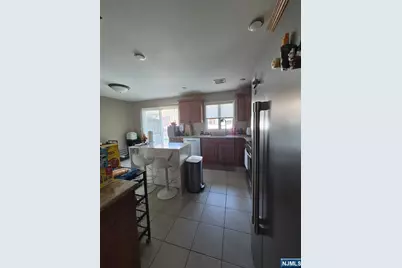15 E Ruby Avenue B #B, Palisades Park, NJ 07650 - Photo 5