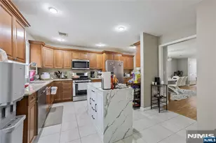 15 E Ruby Ave B, Palisades Park, NJ 07650 - Photo 15