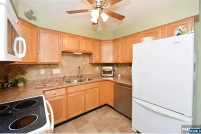 715 Cannella Way, Riverdale, NJ 07457 - Photo 9