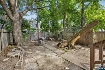 160 Fulton Avenue, Jersey City, NJ 07305 - Photo 33