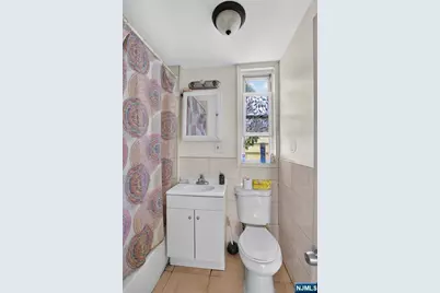 160 Fulton Avenue, Jersey City, NJ 07305 - Photo 29