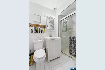 202 E 11th Street, Clifton, NJ 07011 - Photo 19