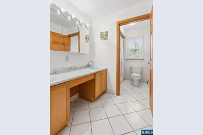 202 E 11th Street, Clifton, NJ 07011 - Photo 13
