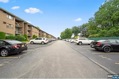 460 Liberty Street 105 #105, Little Ferry, NJ 07643 - Photo 17