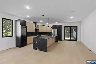 704 Chestnut Street A, Secaucus, NJ 07094 - Photo 3