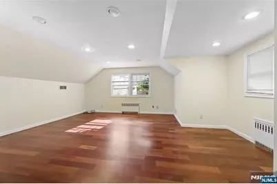 585 W Englewood Avenue, Teaneck Township, NJ 07666 - Photo 15