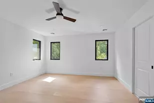 704 Chestnut Street B, Secaucus, NJ 07094 - Photo 17