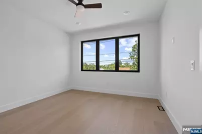 704 Chestnut Street B #B, Secaucus, NJ 07094 - Photo 37