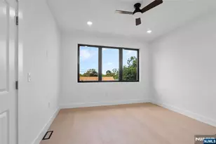 704 Chestnut Street B, Secaucus, NJ 07094 - Photo 23