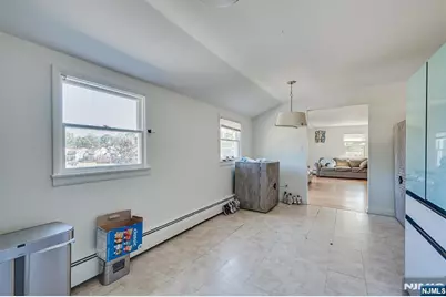8-83 Henderson Boulevard, Fair Lawn, NJ 07410 - Photo 35