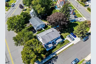 8-83 Henderson Boulevard, Fair Lawn, NJ 07410 - Photo 7