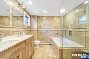 816 Pascack Rd, Paramus, NJ 07652 - Photo 13