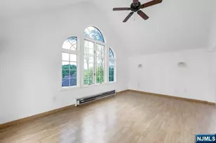 816 Pascack Rd, Paramus, NJ 07652 - Photo 15
