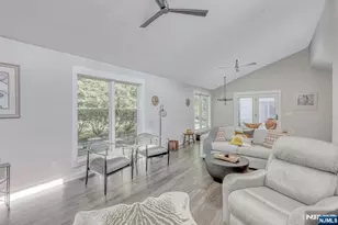 65 Forsythia Ln, Paramus, NJ 07652 - Photo 7