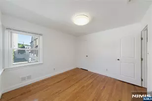 495 Bluff Rd, Fort Lee, NJ 07024 - Photo 17