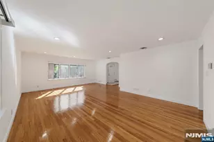 495 Bluff Rd, Fort Lee, NJ 07024 - Photo 9