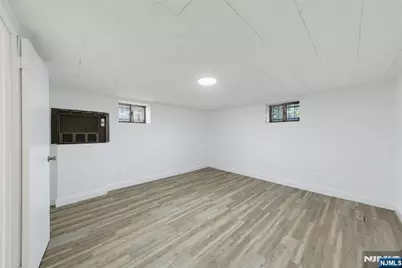 495 Bluff Road, Fort Lee, NJ 07024 - Photo 29
