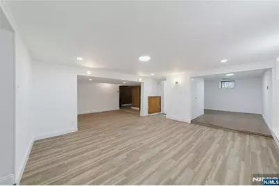 495 Bluff Road, Fort Lee, NJ 07024 - Photo 27
