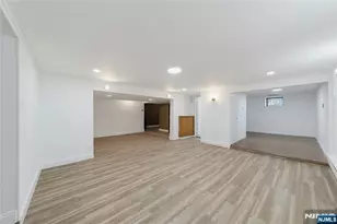 495 Bluff Rd, Fort Lee, NJ 07024 - Photo 27
