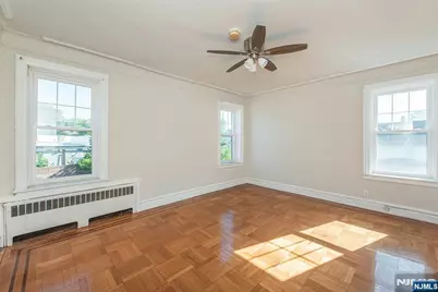 9-15 Vernon Avenue 3 #3, Newark, NJ 07108 - Photo 9