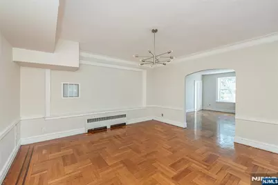 9-15 Vernon Avenue 2 #2, Newark, NJ 07108 - Photo 5