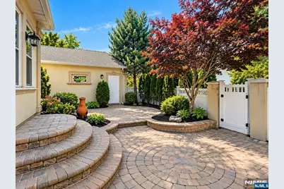 29 Devon Street, North Arlington, NJ 07031 - Photo 9