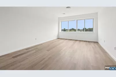 2 Executive Drive 605 #605, Fort Lee, NJ 07024 - Photo 9