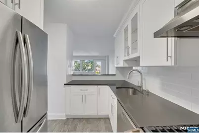 1203 River Road 4D #4D, Edgewater, NJ 07020 - Photo 9